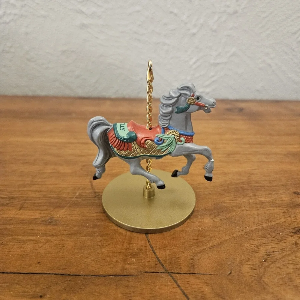 Vintage 1989 Hallmark Christmas Carousel Horse Holly 2nd Ornament In Collection‎